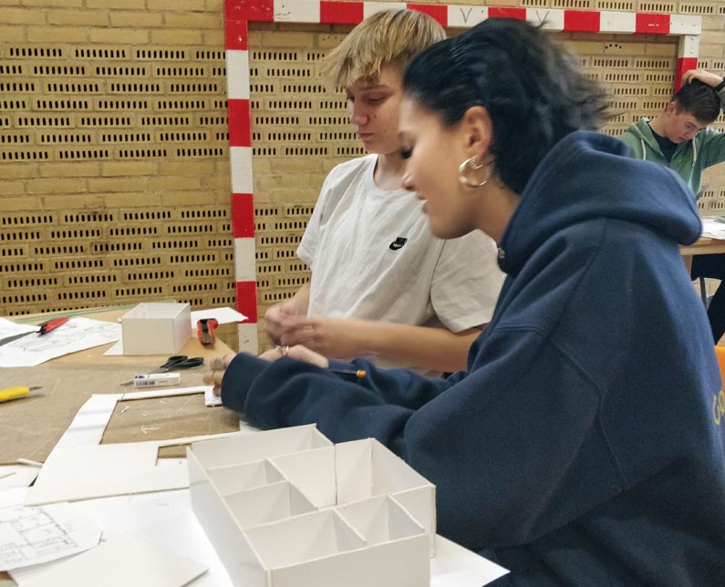 Elever samarbejder i matematik